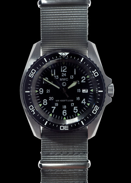 Stainless Steel Military Divers Watch with Automatic 24 Jewel Movement, 12/24 Hour Dial Format, Sapphire Crystal and Ceramic Bezel (Tactical Solid Strap Bars)